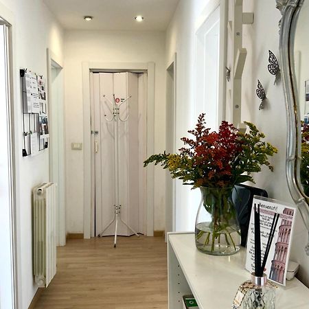 Leaning Tower Rooms Free Parking Self Check In 比萨 外观 照片